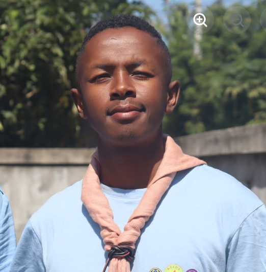 Portrait de TOMAY Sahy